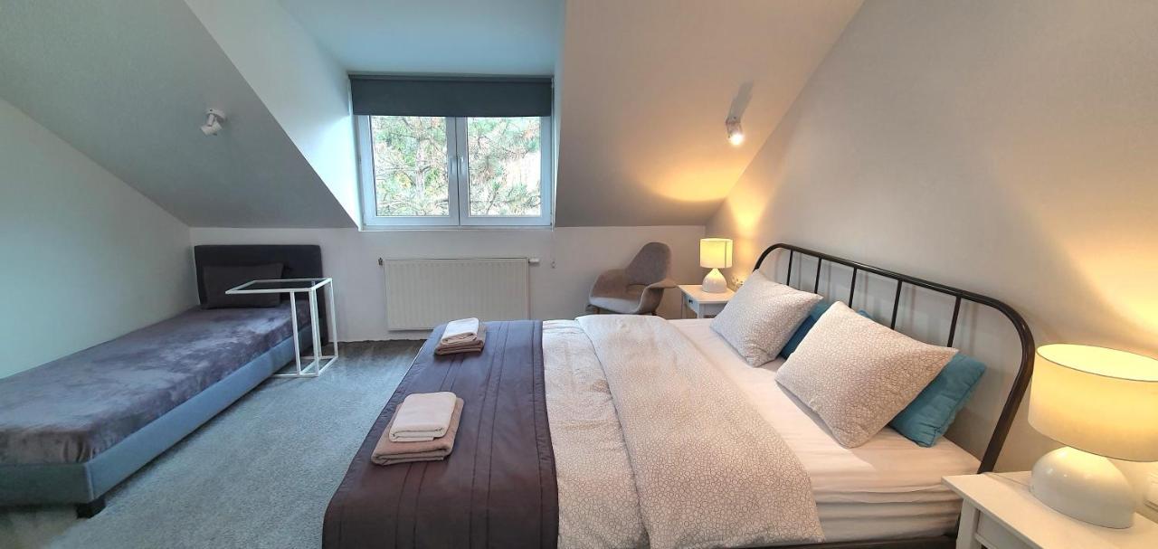 Loft 85 M2 Wilanow Krolewski Self Checkin Варшава Екстер'єр фото